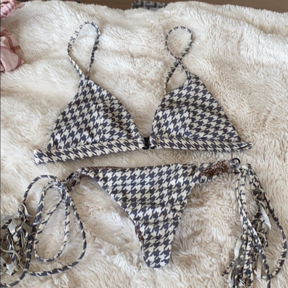 Acacia hounds tooth two piece set